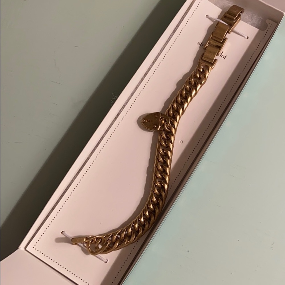 Stella & Dot Heart Locket Gold Bracelet!